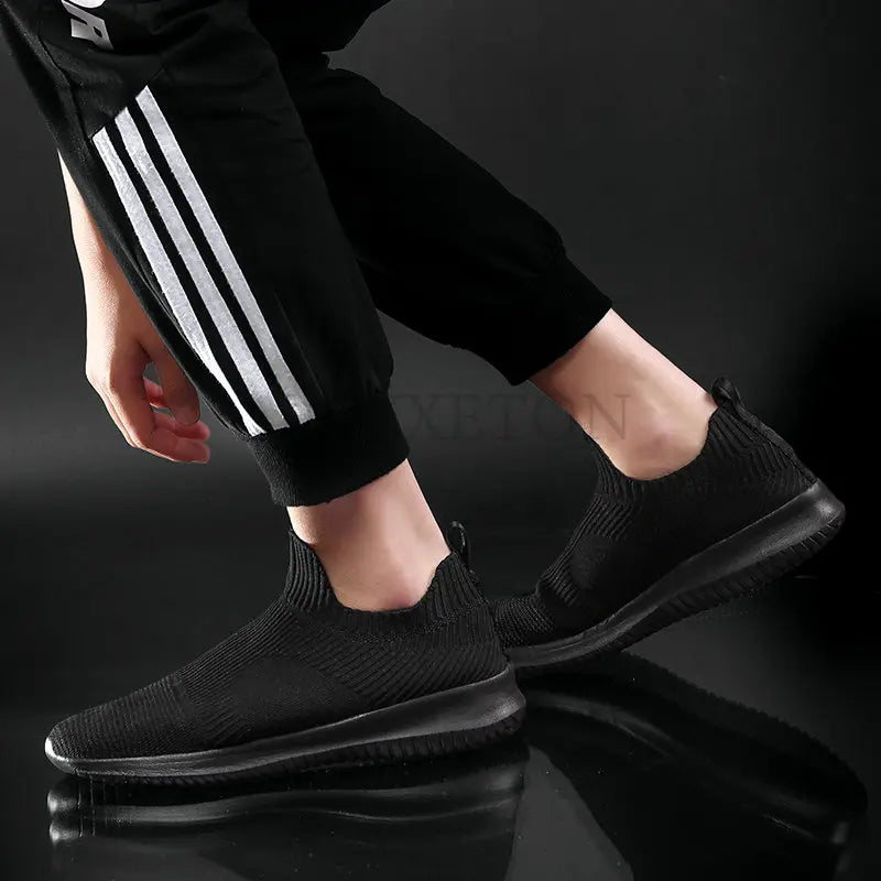 Summer Fashion Men Sneakers Breathable Men Fashion Shoes Slip On Sneakers For Men Cheap Men Loafers Shoes Without Laces