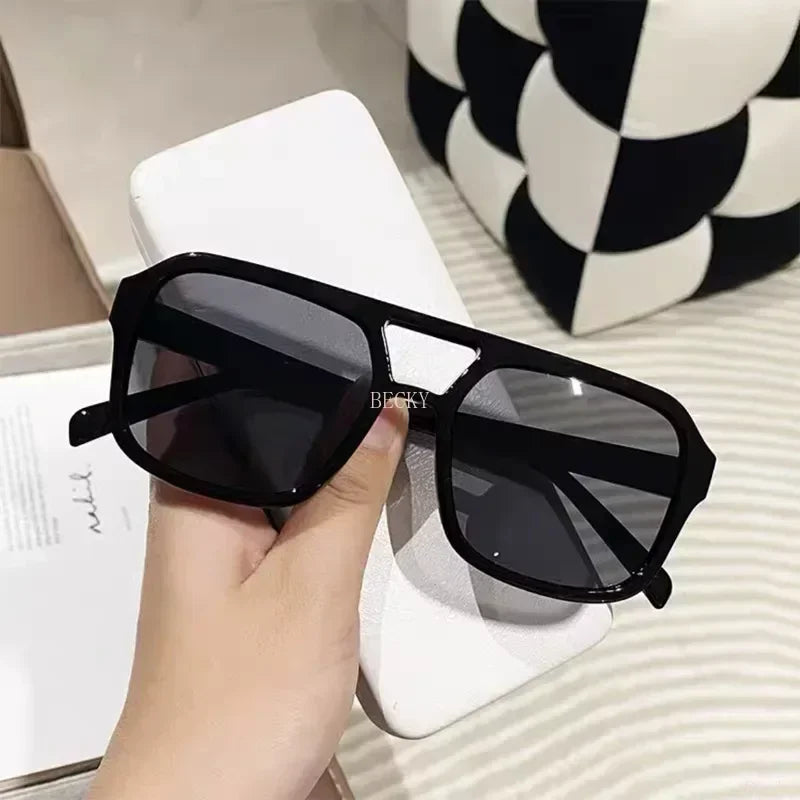 New Women Sun Glasses Retro Cat Eye Sunglasses Female Black Vintage Fashion Ladies Oculos De Sol Sunglasses Accessories Lentes