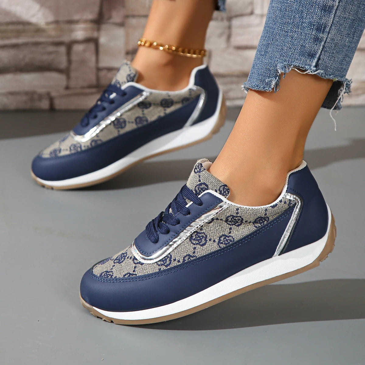 Women Casual Shoes Fashion Spring 2024 New Luxury Brand Casual Sneakers Women Plus Size Comfortable Basketball Shoes for Women