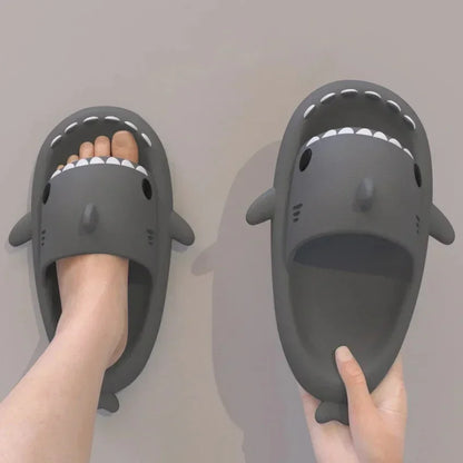 2024 Men Shark Slippers Couples Bathroom Non-Slip Flat Sandals Adults Outdoor Soft Thick Slides Cute Solid Color EVA Flip Flops