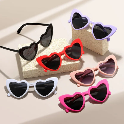 2024 New European and American Girl Love Sunglasses Beach Peach Heart Birthday Photo Cross border Fashion Sunglasses