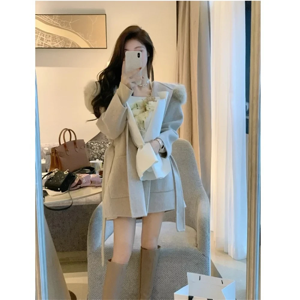 2024 S-XL Winter Warm Faux Woolen Fashion Jacket Belt Women Long Sleeves Loose Coat Thicken Overcoat With Rabbit Fur Hat - Afbeelding 3