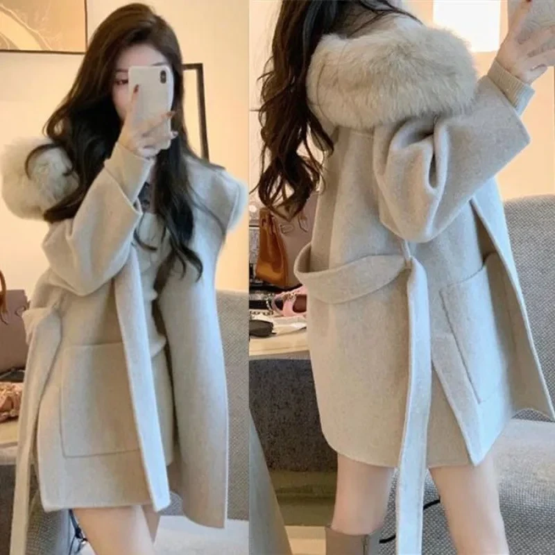 2024 S-XL Winter Warm Faux Woolen Fashion Jacket Belt Women Long Sleeves Loose Coat Thicken Overcoat With Rabbit Fur Hat